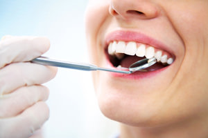Dentista sociale, costi inferiori per le cure odontoiatriche alle fasce più deboli
